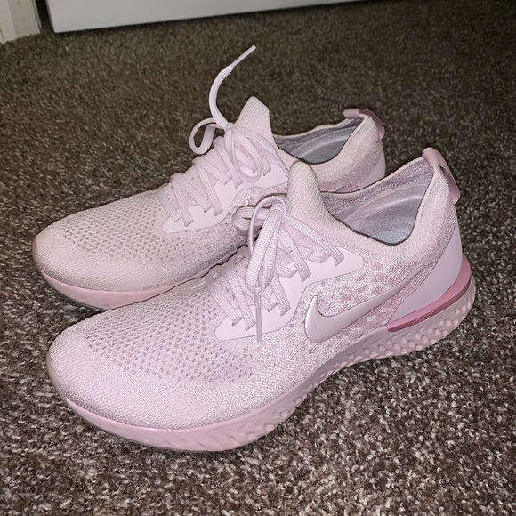 Nike Shoes - Nike Epic React Flyknit